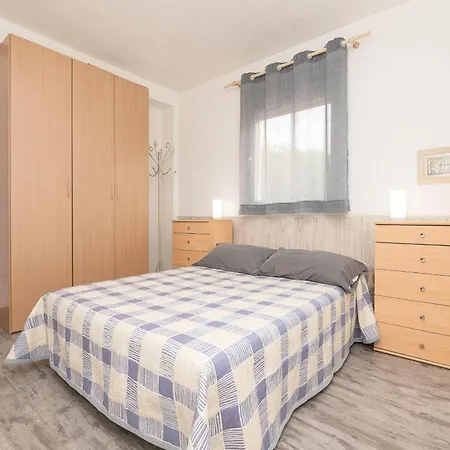 Apartment La Islena
