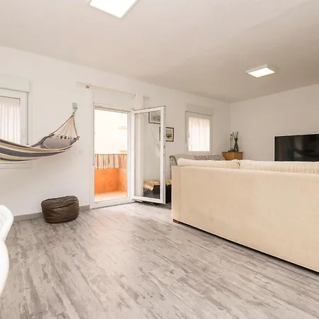 Apartment La Islena